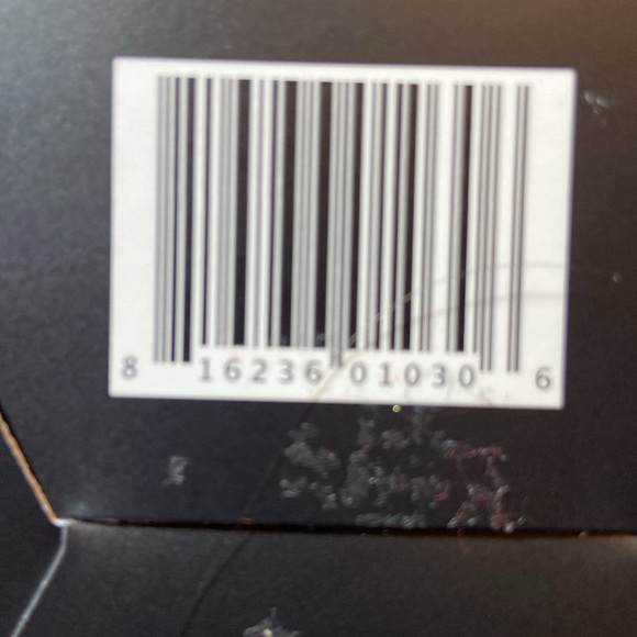 THE ART INSTITUTE OF CHICAGO CRÉCHE COLLECTIBLE ORNAMENT - Picture 7 of 7